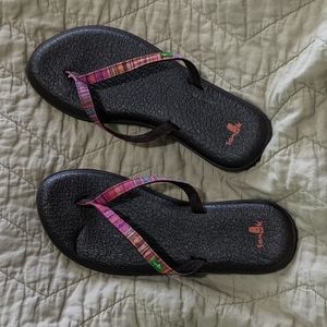 Sanuk flip flops